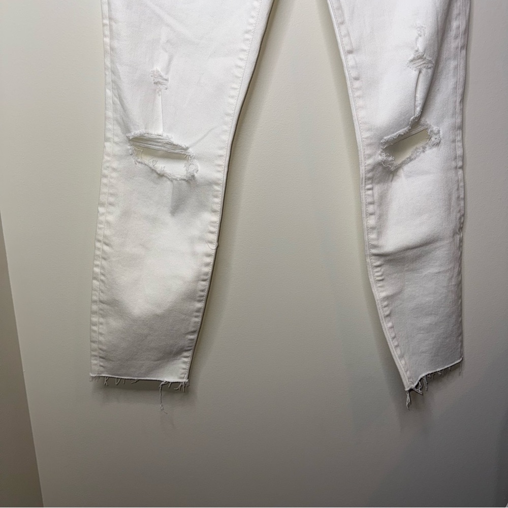 Abercrombie & Fitch White Distressed Ultra High Rise Super Skinny Ankle Jeans - Picture 4 of 6